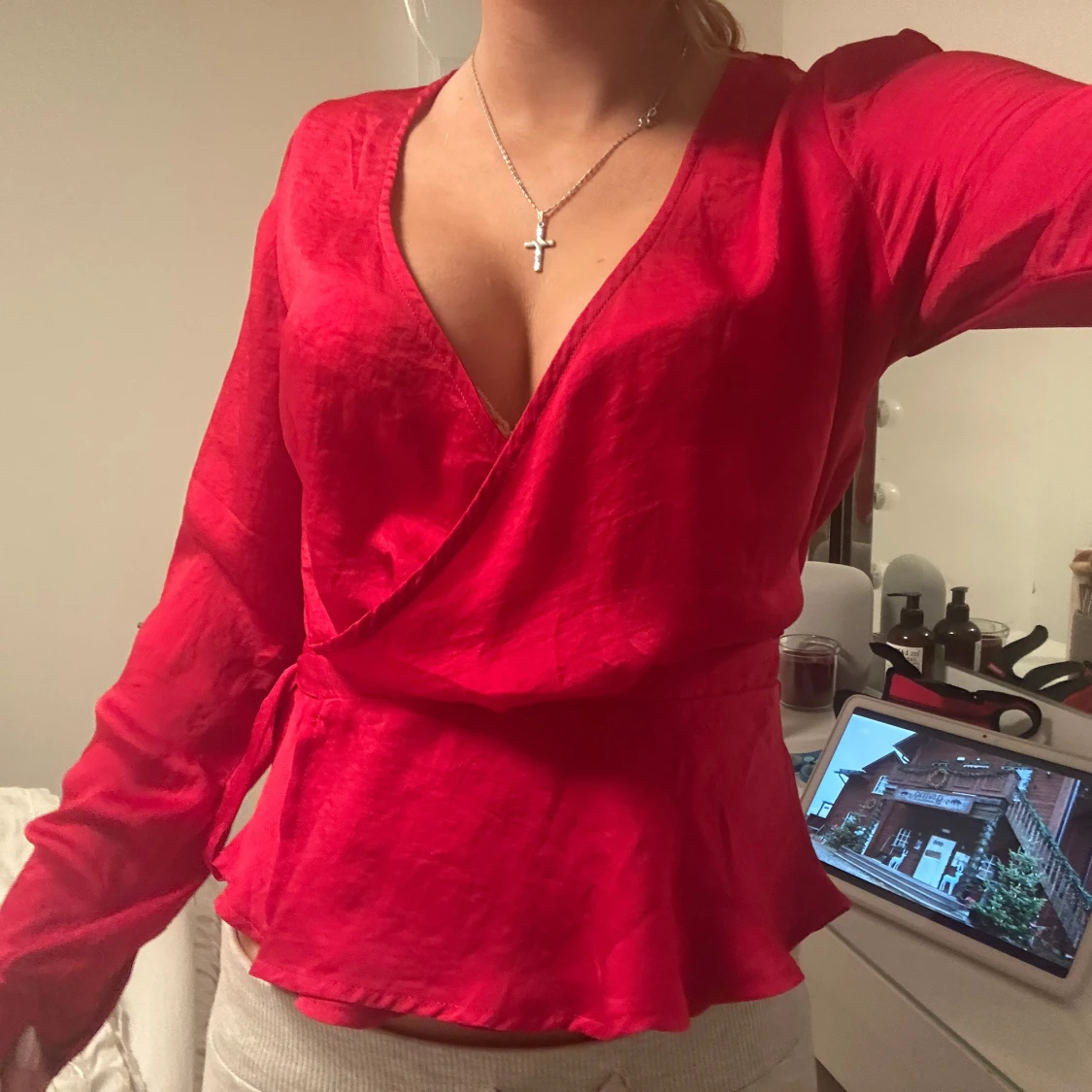 Röd omlottblus - 91