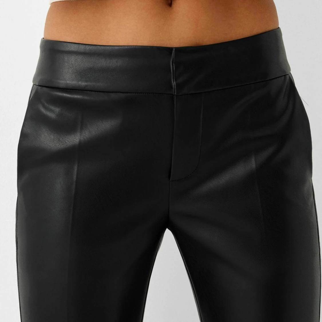 Svarta skinnbyxor - 90