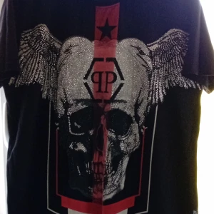 Philipp Plein t-shirt - Philipp Plein t-shirt. Använd 1 gång. Str xxl