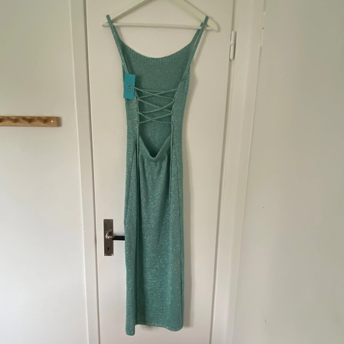 Glittrig Klänning från Spanien  - 90