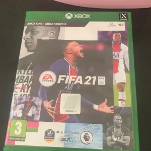FIFA 21 - FIFA 21 - XBOX ONE  Säljer den då den inte används längre. Hör av er vid intresse