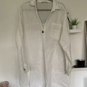 Blus/tunika - Storlek M, fint skick 