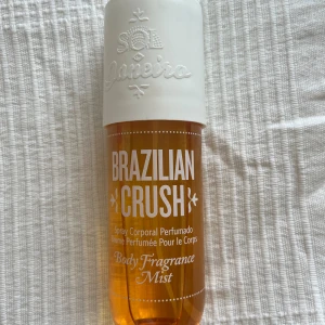 Sol de janeiro parfym - Sol de Janeiro - brazilian crush  240ml, knappt använd! 