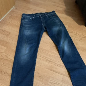 Replay jeans - 8/10 skick, bara legat i garderoben 