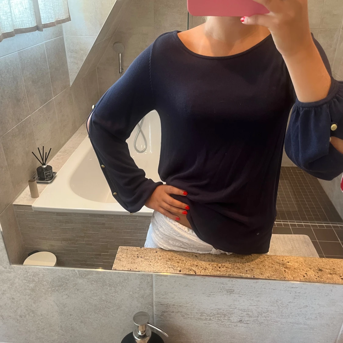 Tröja med coola detaljer - 92