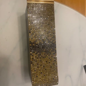 Swarovski armband läder - Jättefin Swarovski armband