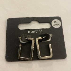 Örhängen  - Örhängen från Ur och Penn. 