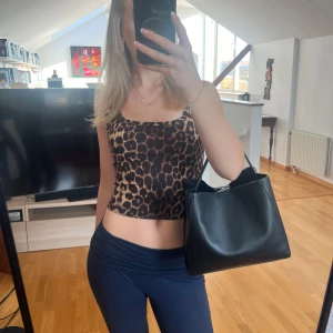Leopard topp - Använd fåtal gånger, superfin☺️