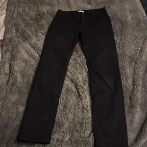 Byxor  - Helt nya byxor från Lindex 