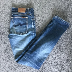 Nudie jeans - Tja, säljer nu dessa as feta nudie jeans i 10/10 skick, modellen är ”slim fit”. Pris kan diskuteras vid snabba affärer.