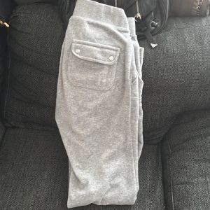 Juicy couture byxor  - Äkta juicy couture byxor, har använts ett par gånger