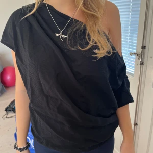 Festtopp - Från Gina! Aldrig använd🖤