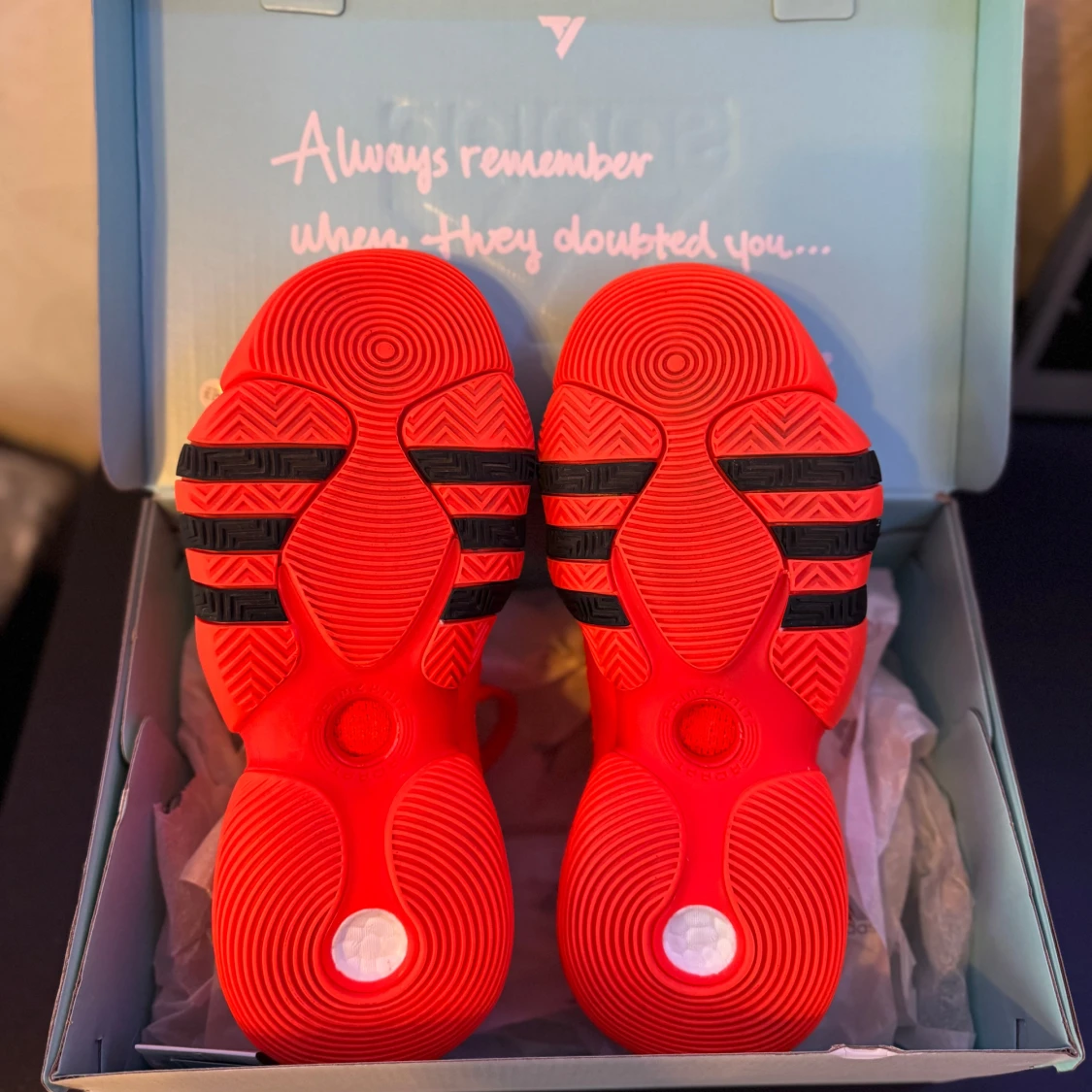 Adidas- Trae Young - 91