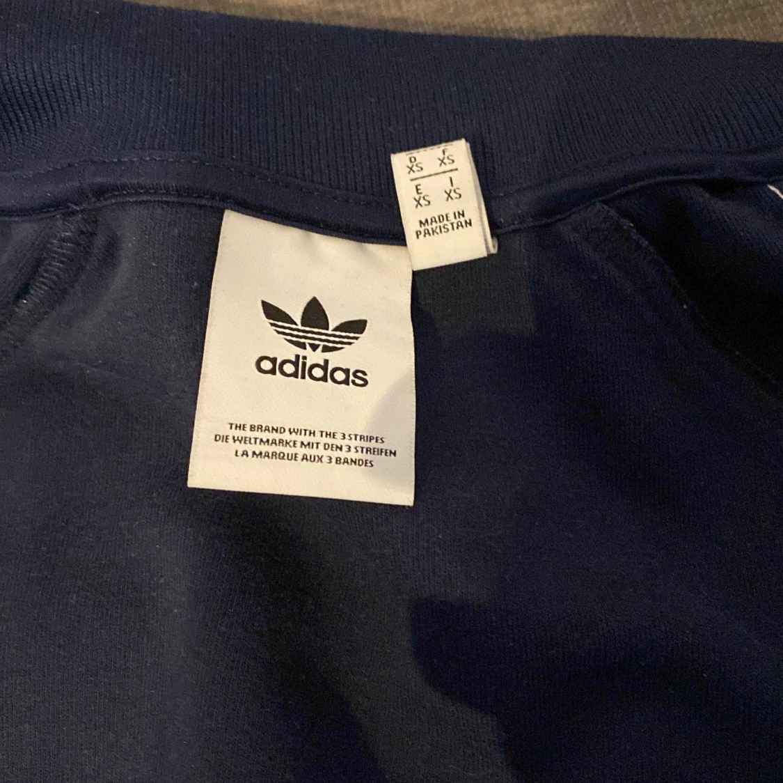 Blå träningsjacka från Adidas - 93