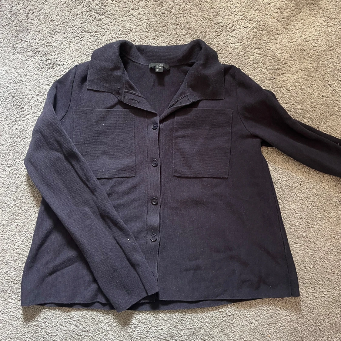 Overshirt dam