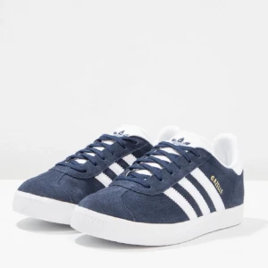 Gazelle skor - As snygga skor från adidas modellen Gazelle!🩷 