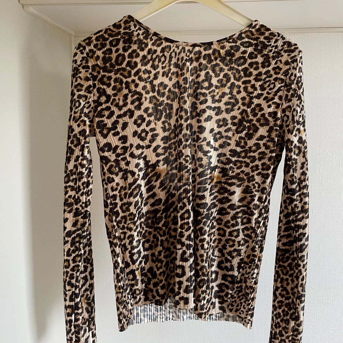 Lejonpard tröja M - 93