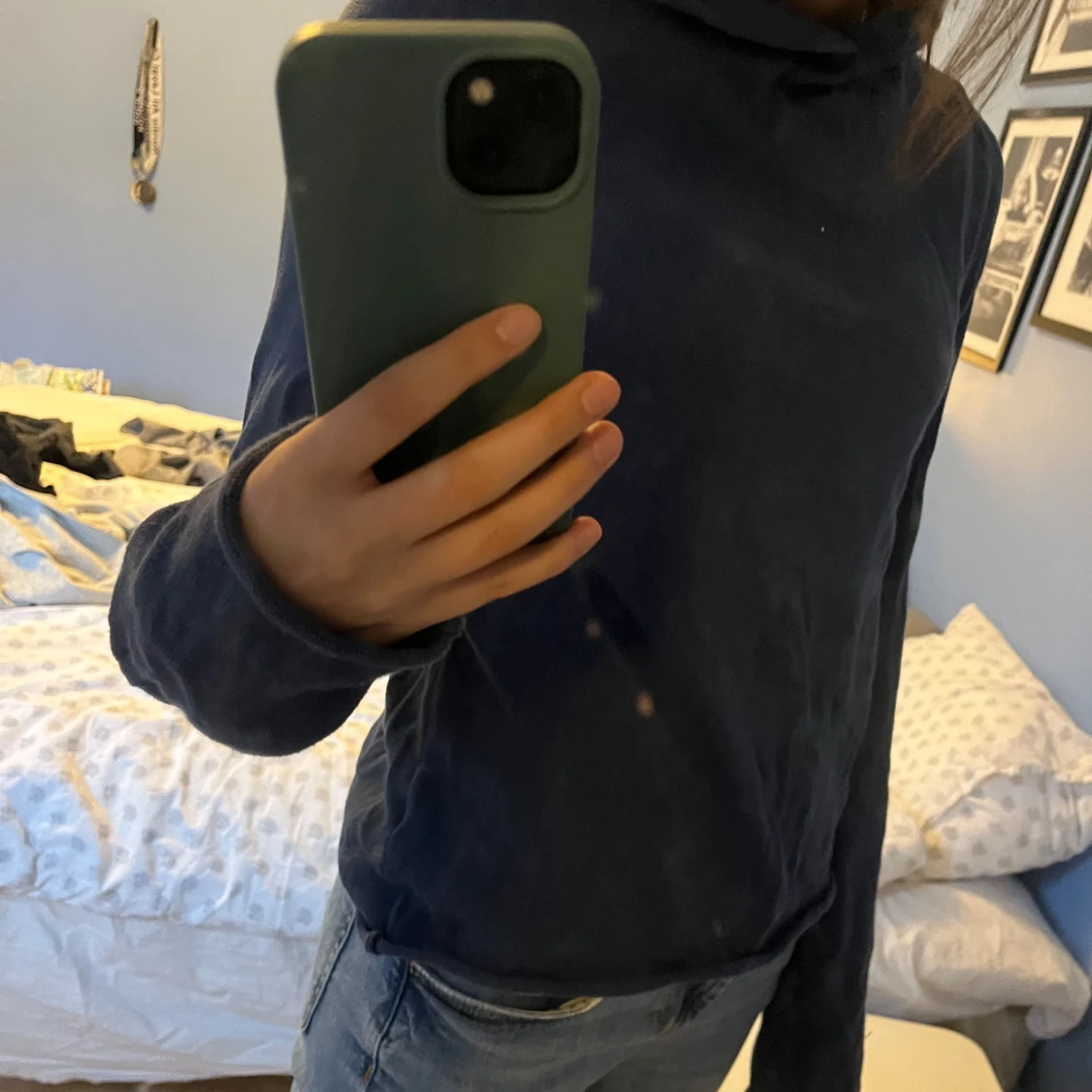 Mörkblå hoodie - 90