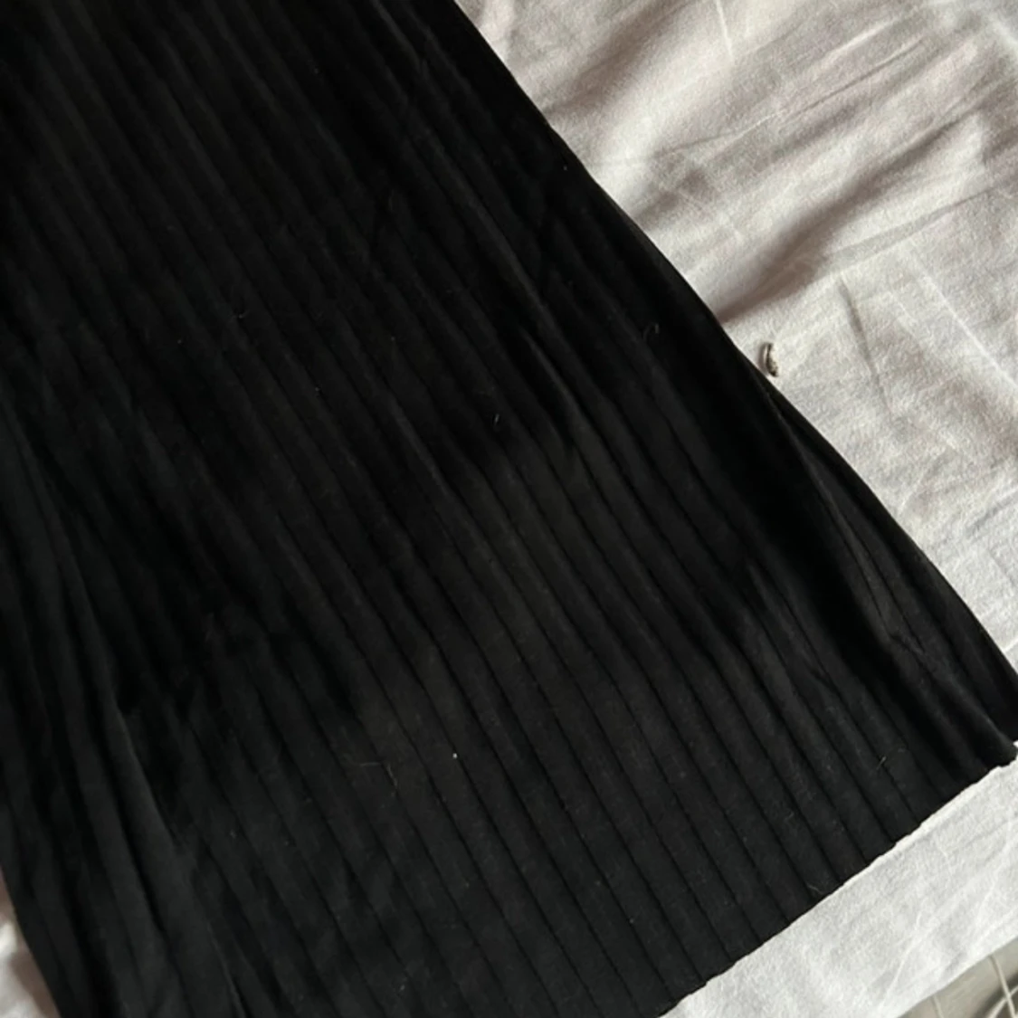 Svarta ribbade byxor från H&M - 90