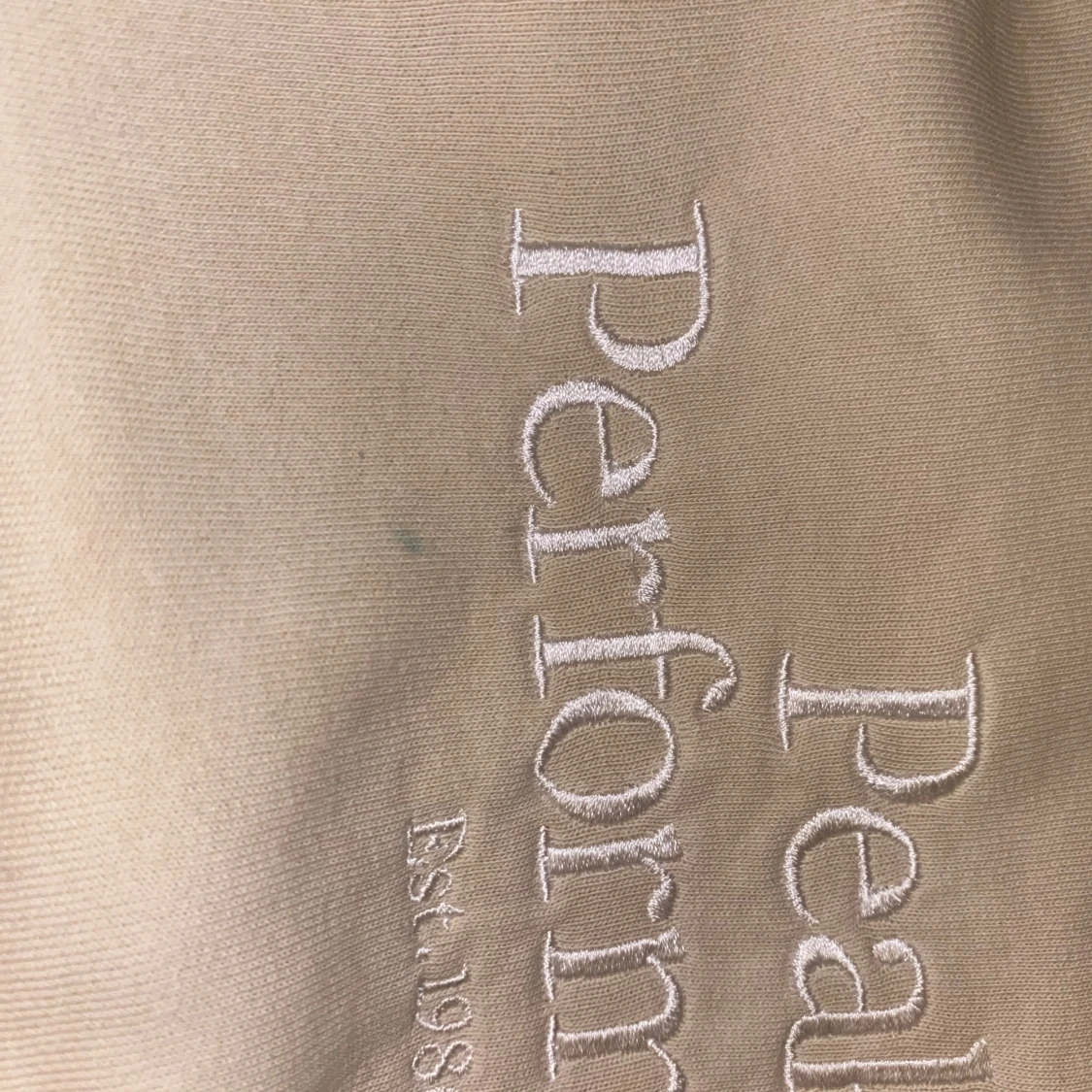 Beige tröja från Peak Performance - 90