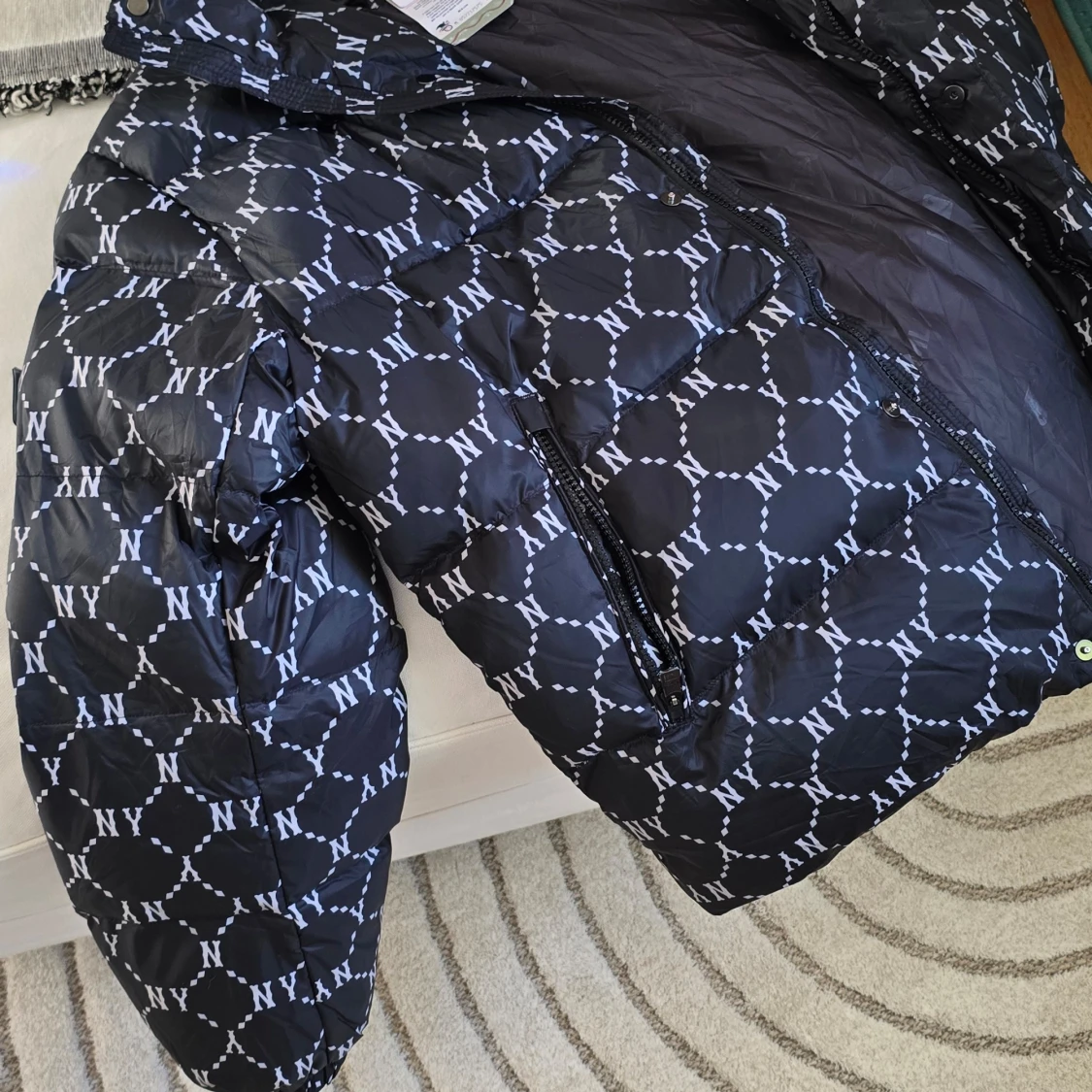 Svart pufferjacka från MLB - XL size  - 92