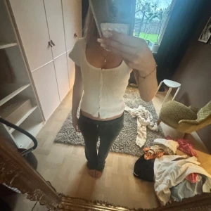 söt topp - säljer denna super söta toppen fråm brandy