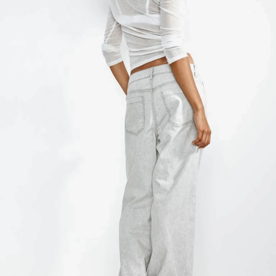 Grå jeansbyxor - H&M - 90