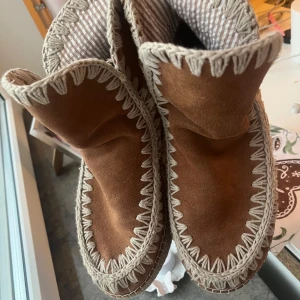 Mou skor - Köpt secondhand ❤️