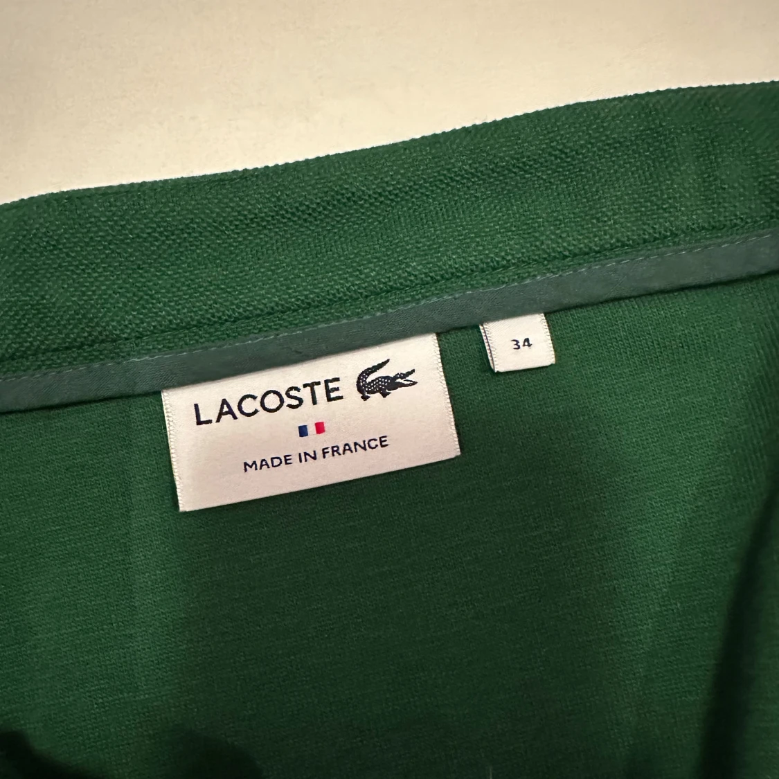 Grön kjol från Lacoste - 92