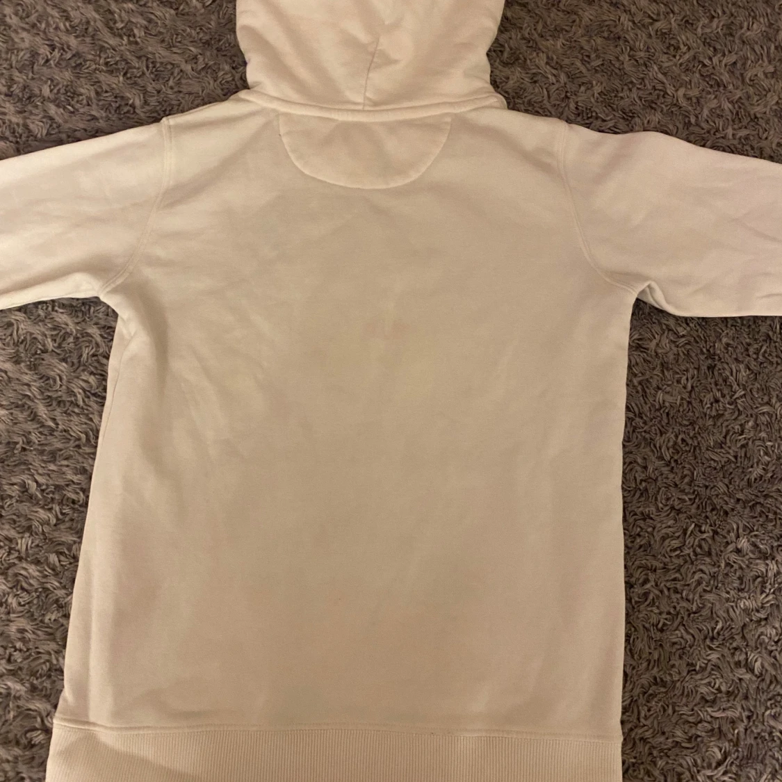 Vit hoodie från GANT - 92
