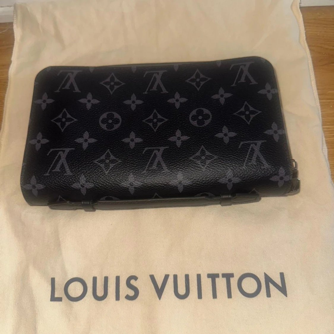 Louis Vuitton hand bag  - 93