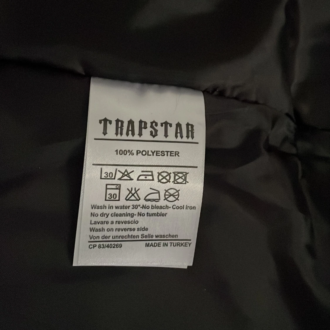 Svart pufferjacka från Trapstar - 93