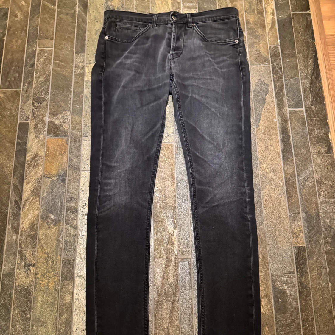 Svarta Dondup George  - 90