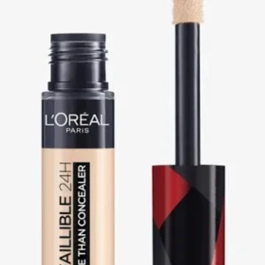 Färg: Ivory 322, Infaillible 24H Concealer från L'Oréal Paris - L'Oréal Paris Infaillible 24H Concealer med hög täckning och långvarig hållbarhet. Den har en krämig konsistens och kommer med en praktisk applikator för enkel applicering. Perfekt för att dölja ojämnheter och mörka ringar.