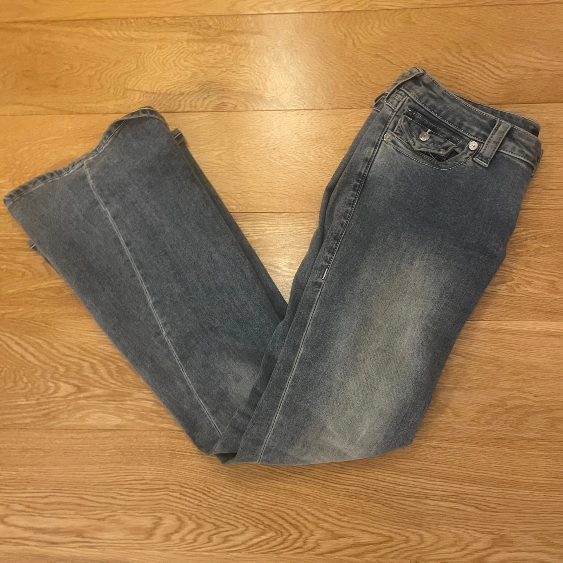 Blå jeans från True Religion - 92