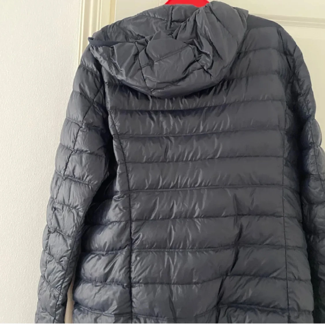 Svart dunjacka från EA7 - 1