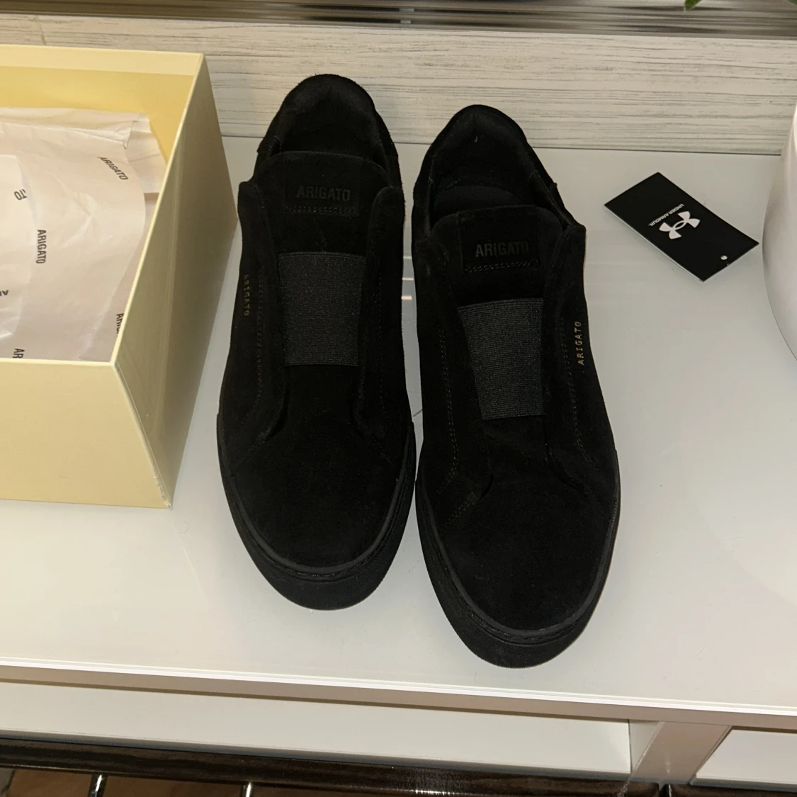 Axel arigato 360 laceless skor. Pris kan diskuteras‼️