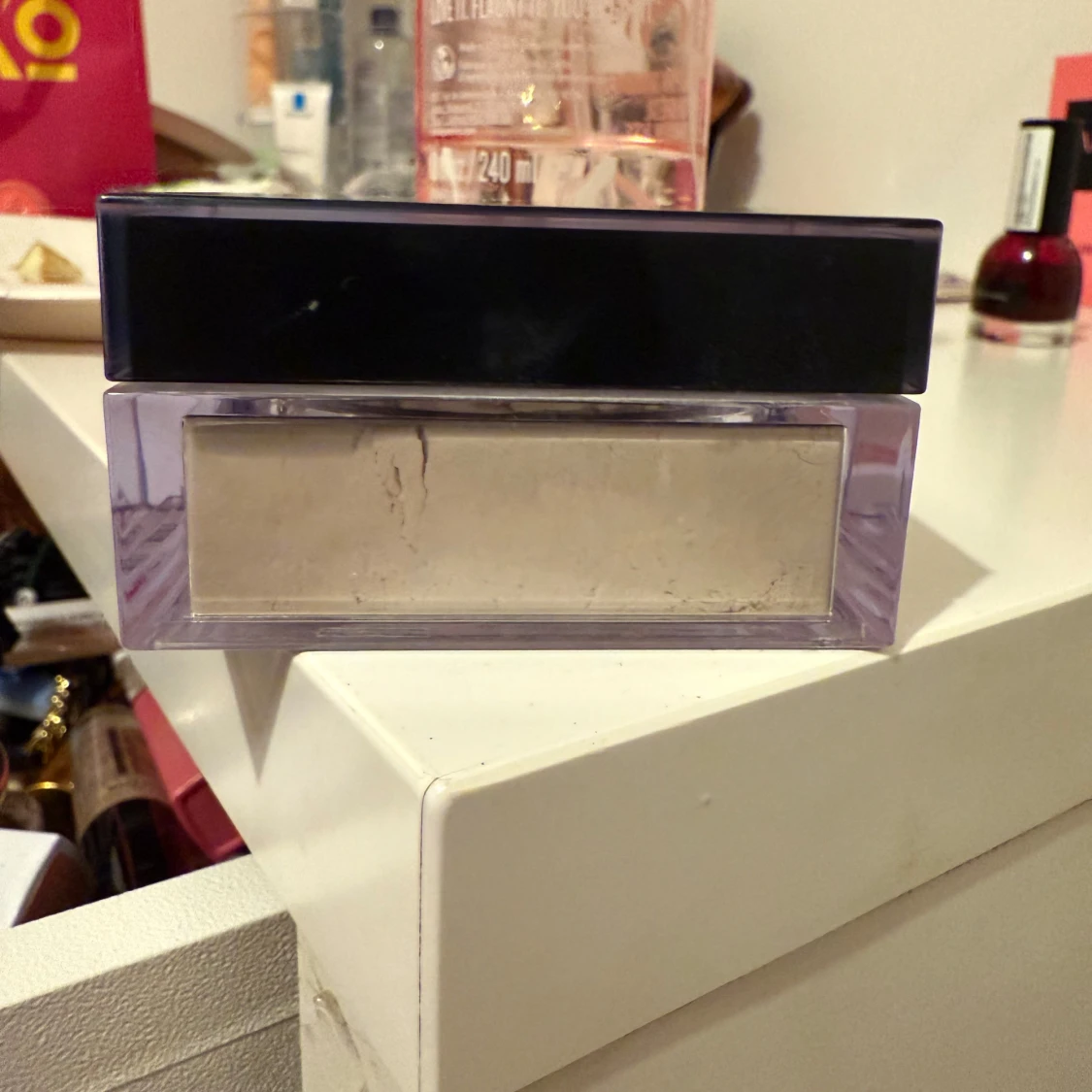 HUDA BEAUTY powder - 2