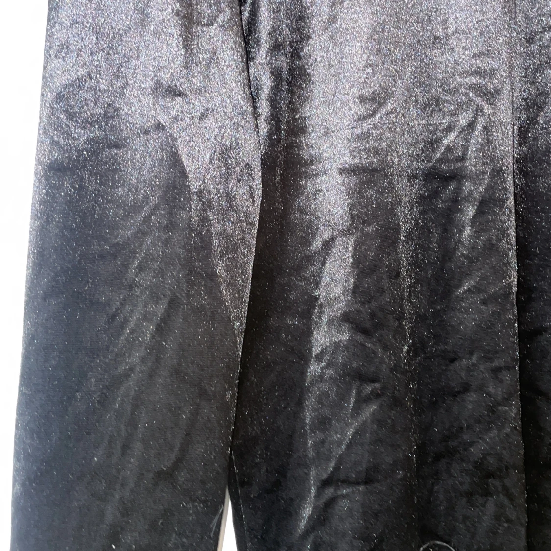 Svart sammetströja från BikBok - 92