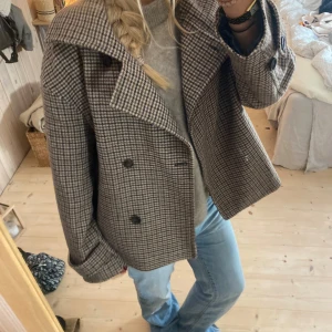 Arket kappa - SUPER snygg!! Tryck gärna på köp nu❣️❣️