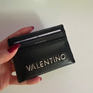 Korthållare  - Korthållare från valentino🥰