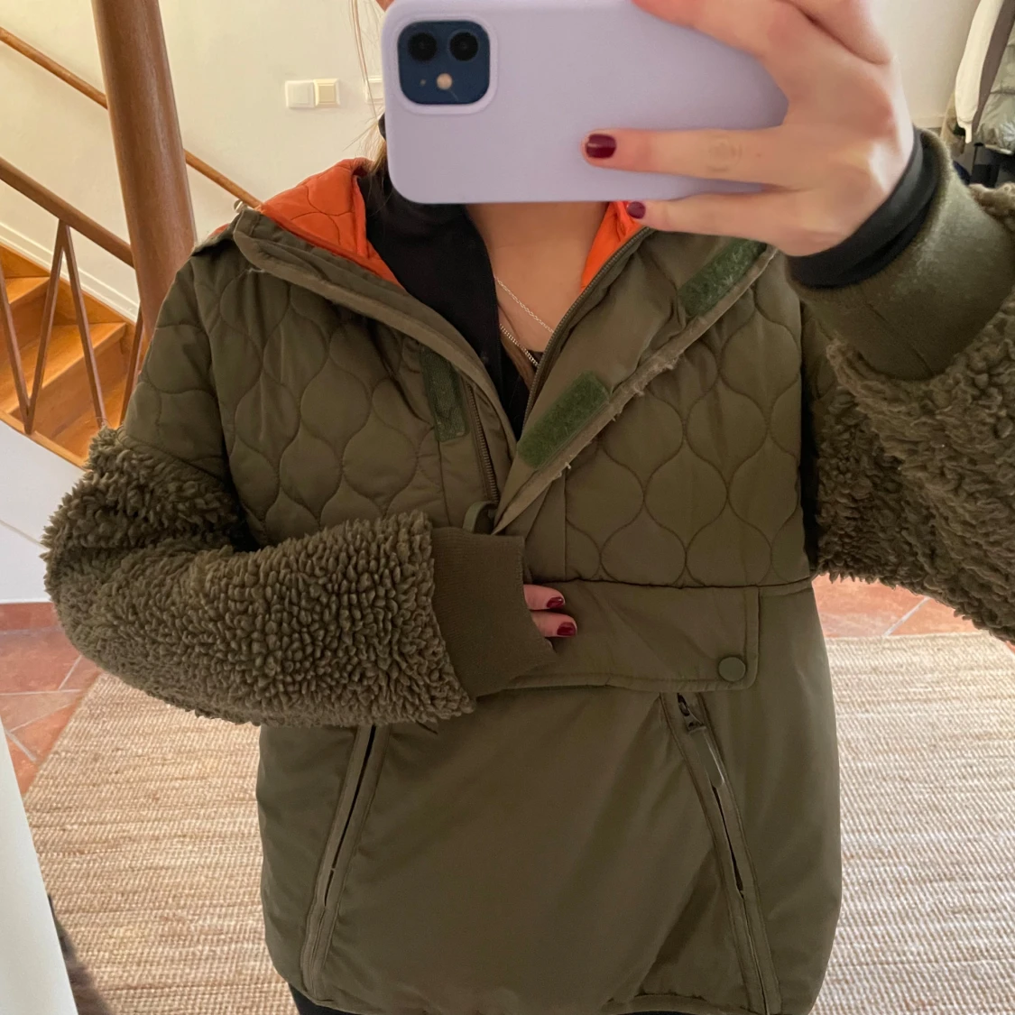 Olivgrön quiltad jacka med teddyfoder - 90