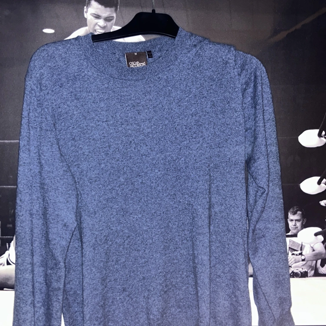 Blå tröja från Oscar Jacobson