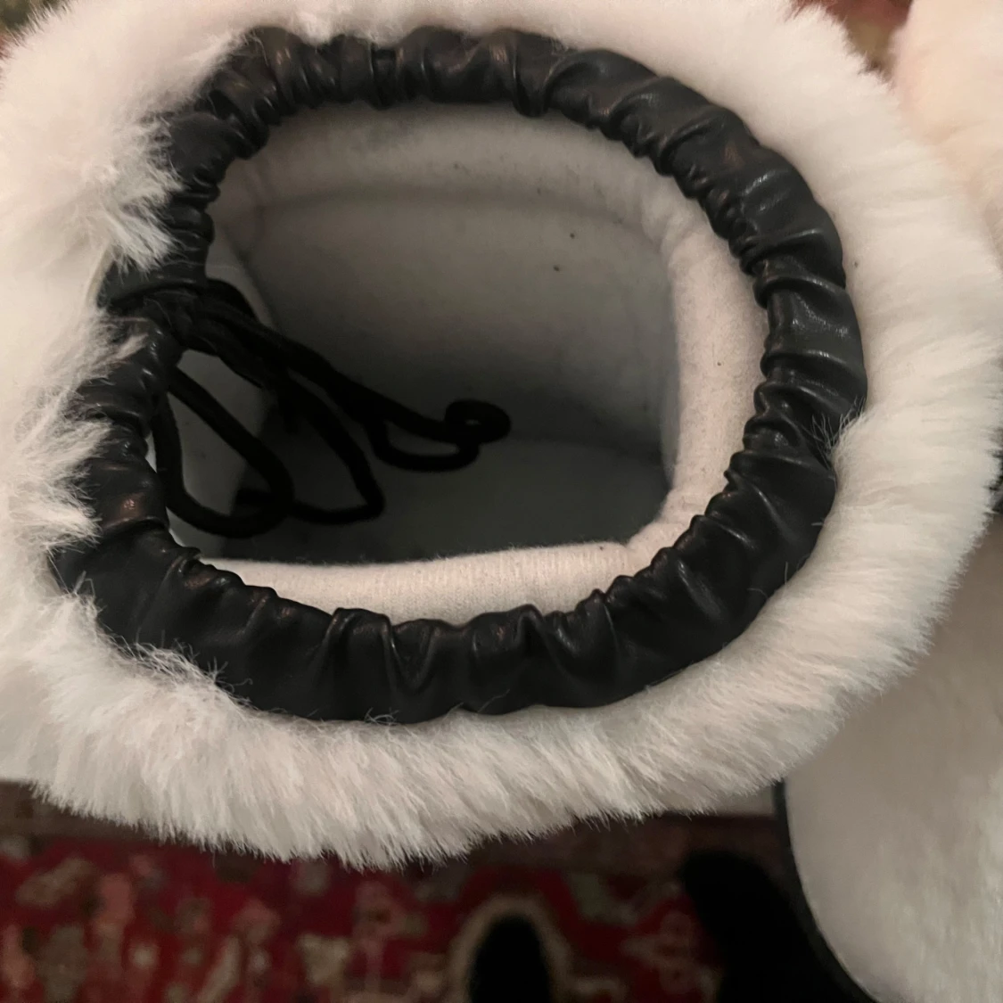 Vita pälsiga boots från Love Moschino - 92