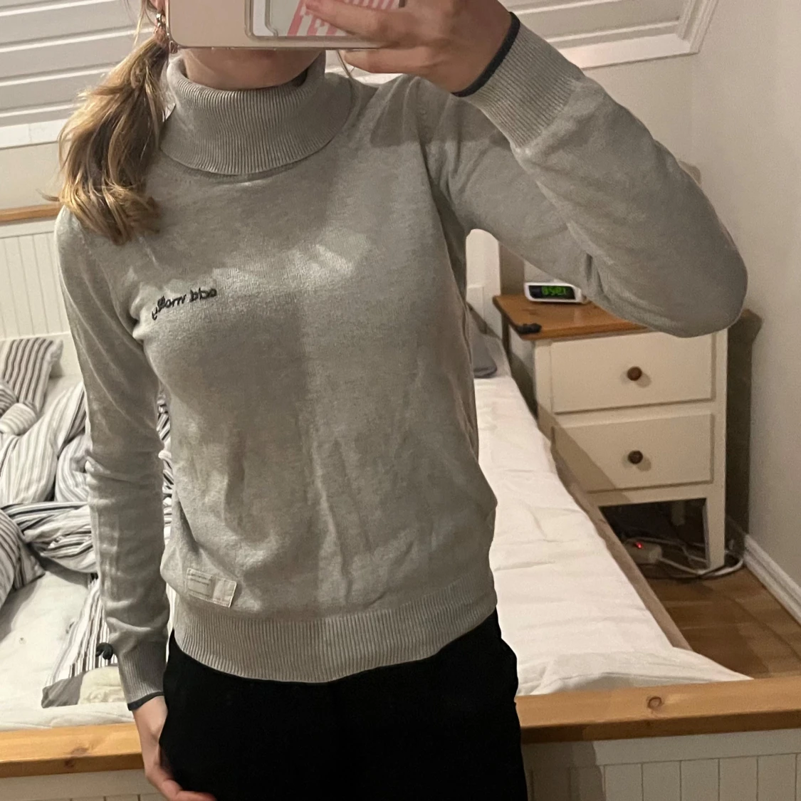 Grå polotröja från Odd Molly