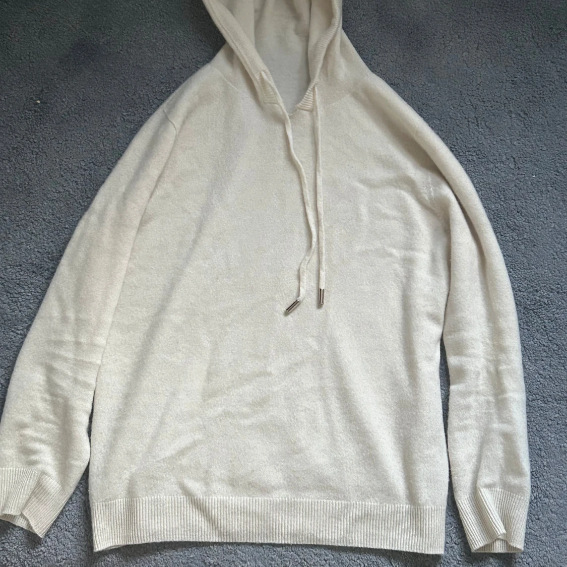 Cashmere hoodie  - 90