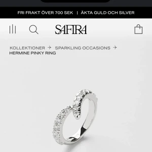 Safira ring - Superfin ring från safira som jag inte använder längre pga färgen. Nypris 399