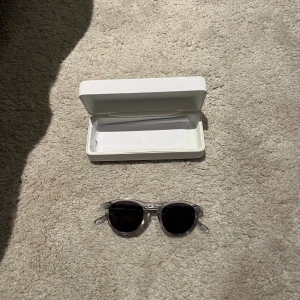 Chimi glasögon - Chimi solglasögon bra skick inga skrapor