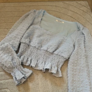 Tröja  - Från Nelly storlek s helt ny 