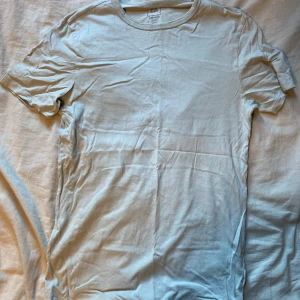 Tröja - Fin grön basic tröja i storlek XS men passar S/M